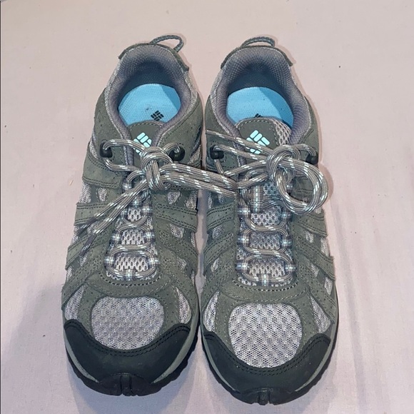 Columbia Shoes - Never Worn Women’s Columbia Hiking Sneakers